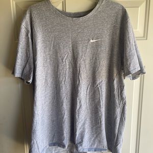 Nike T-shirt